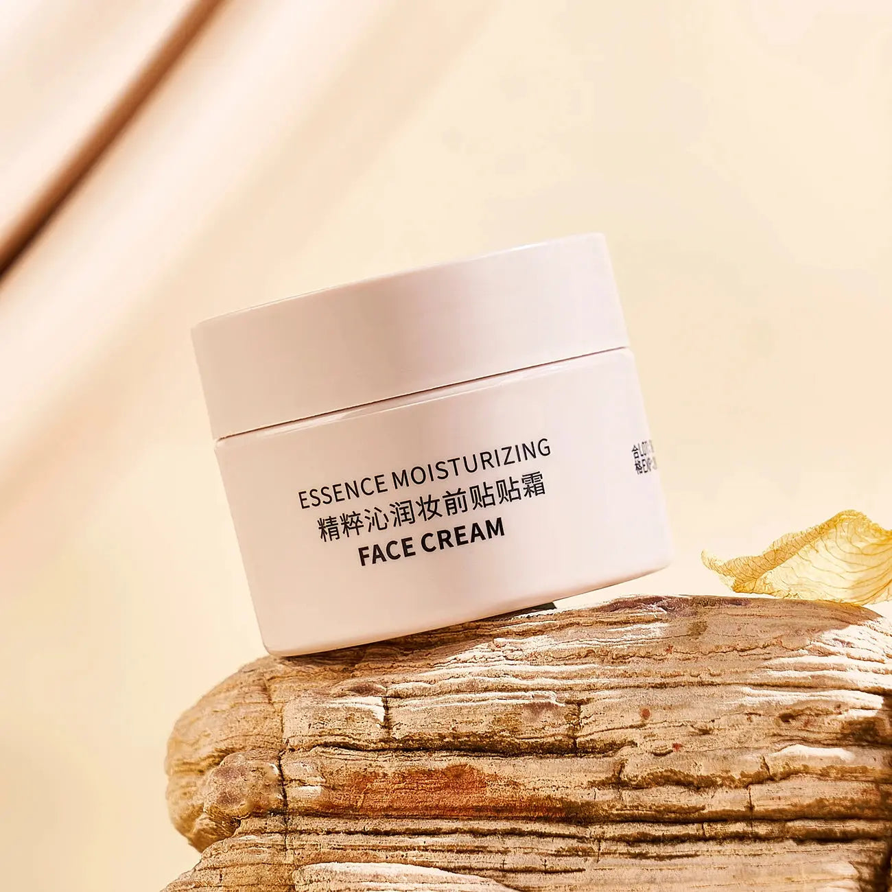 Apply the cream before makeup.Hydrating base cream,long-lasting hydration,Skin Care create natural base Firming Hydrating Makeup High Class Cosmetics
