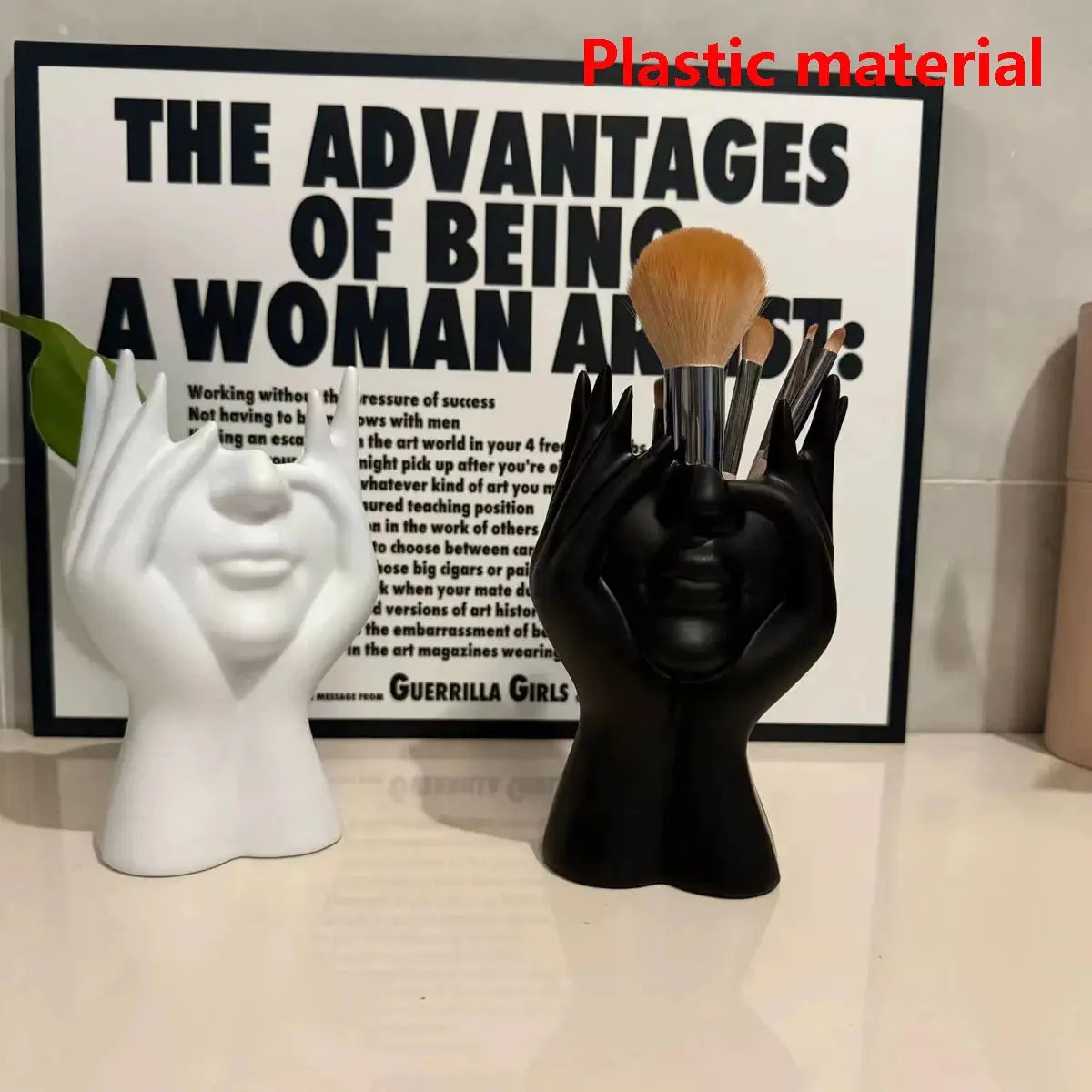 Makeup Brush Holder,Human Face Art Desktop Decoration,Vase,Compatible with Makeup,Eyebrow Pencils,Home Organizer,Plastic Material High Class Cosmetics