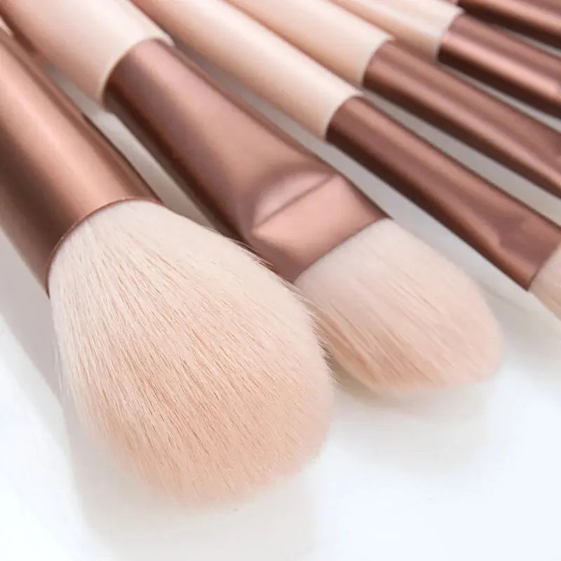 8Makeup brush set & 2Makeup sponge set，Suitable for women to use - Soft nylon bristles，Full coverage foundation/Blush/Eyeshadow High Class Cosmetics