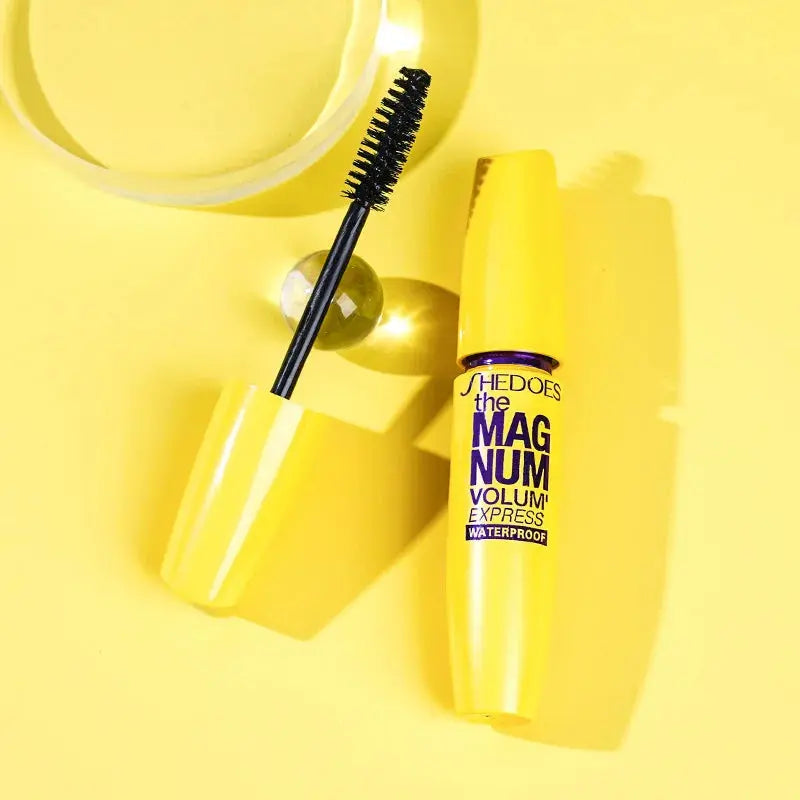 Waterproof and Slender Eye Black, Curly, Thick, Natural, Easy to Apply, Long-Lasting, Yellow and Fat Eye Black High Class Cosmetics