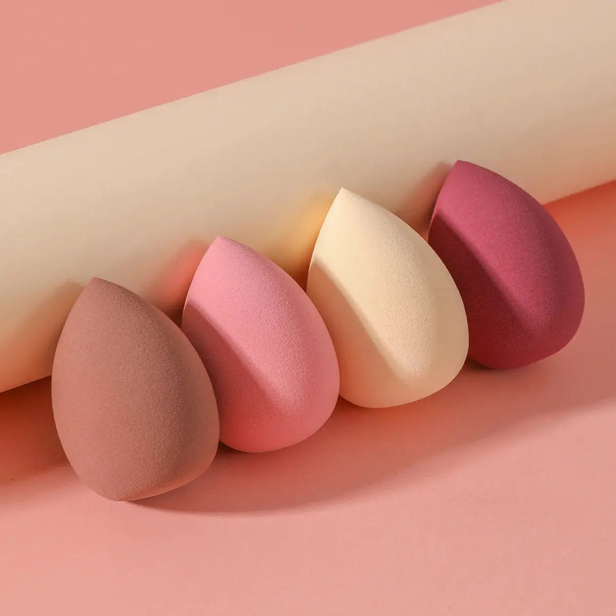 4 Pcs Beauty Egg Makeup Sponge Blenders Beauty Sponges Foundation Applicator High Class Cosmetics